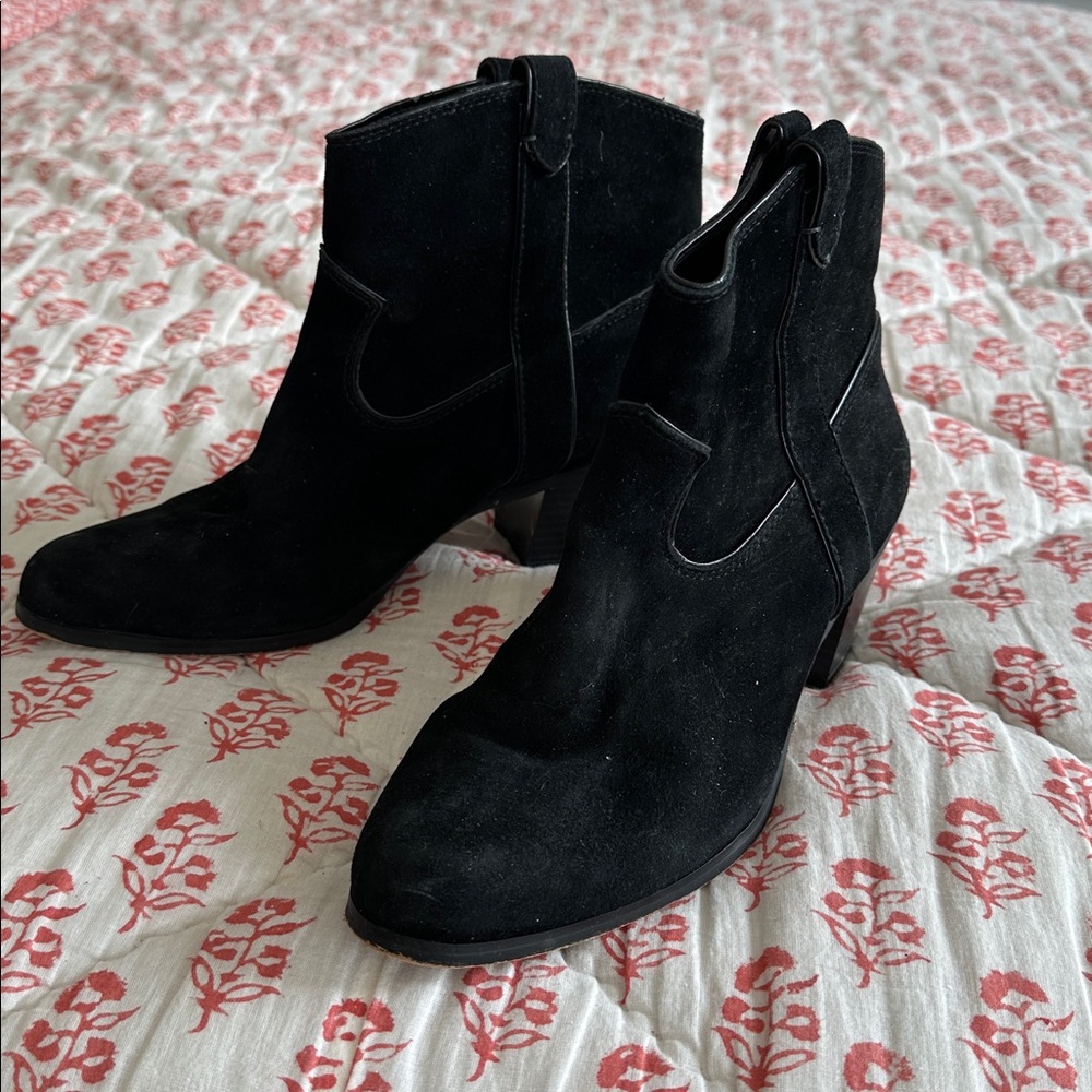Vince Camuto Western Suede Bootie 8.5